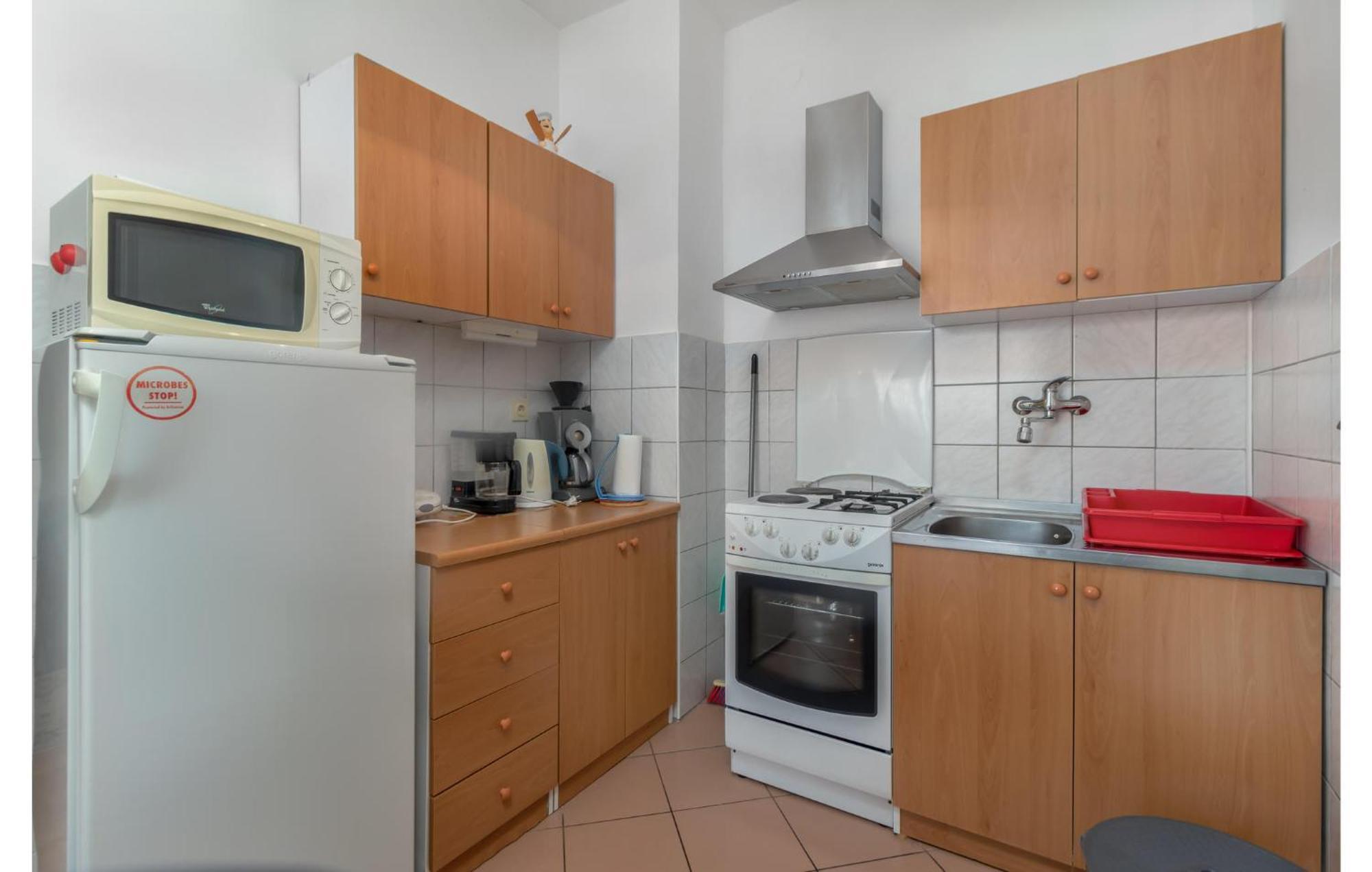 3 Bedroom Awesome Apartment In โนวีวีโนดอลสกี ภายนอก รูปภาพ